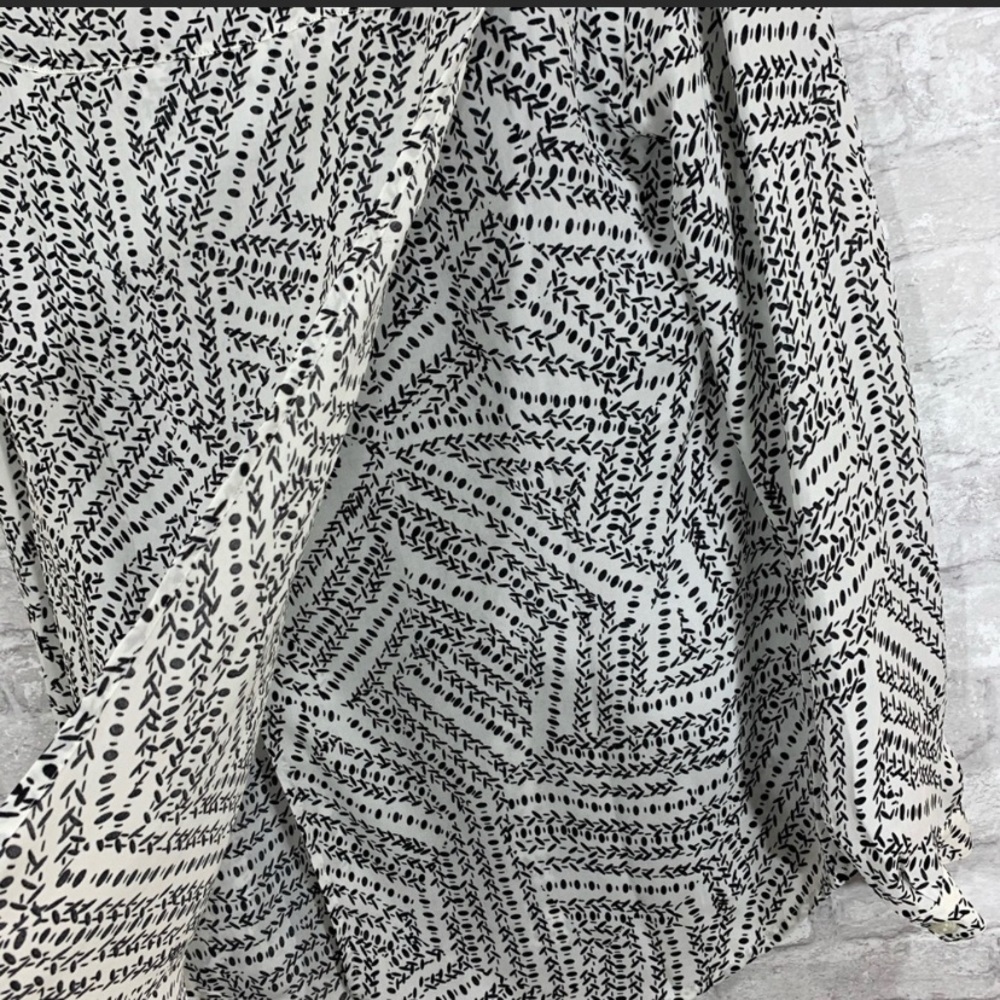 Black White Cabi Split Button Down Print Blouse - image 5